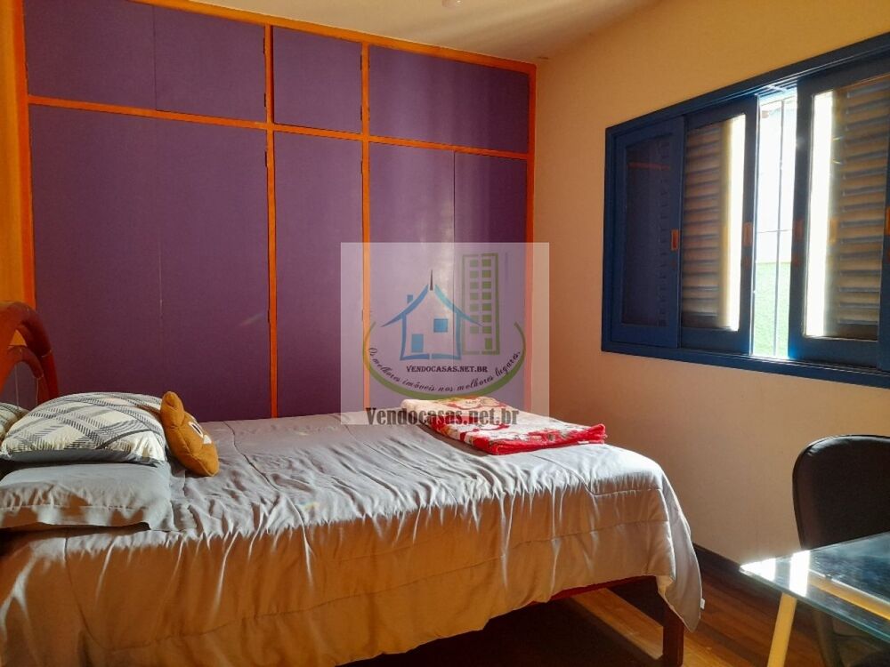 Casa, 3 quartos, 325 m² - Foto 3