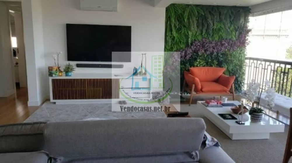 Apartamento à venda com 4 quartos, 233m² - Foto 1