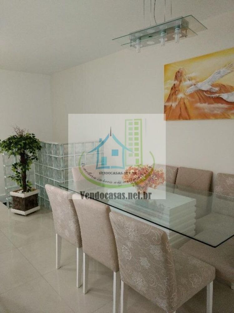 Casa, 2 quartos, 184 m² - Foto 1