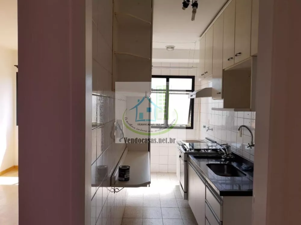 Apartamento à venda com 2 quartos, 50m² - Foto 13