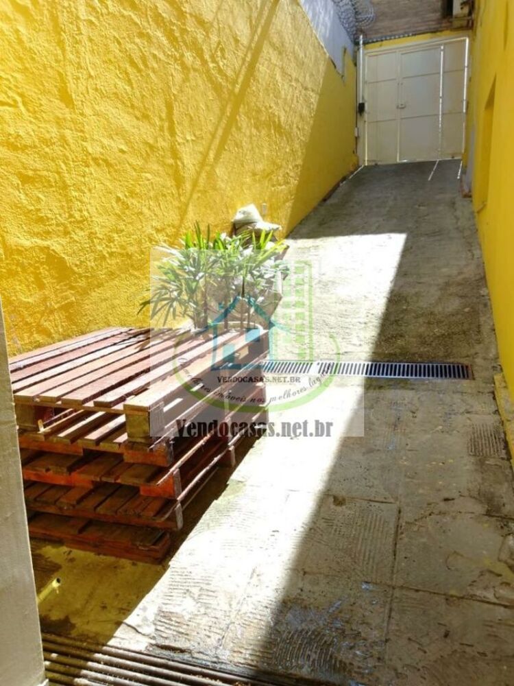 Depósito-Galpão, 315 m² - Foto 1