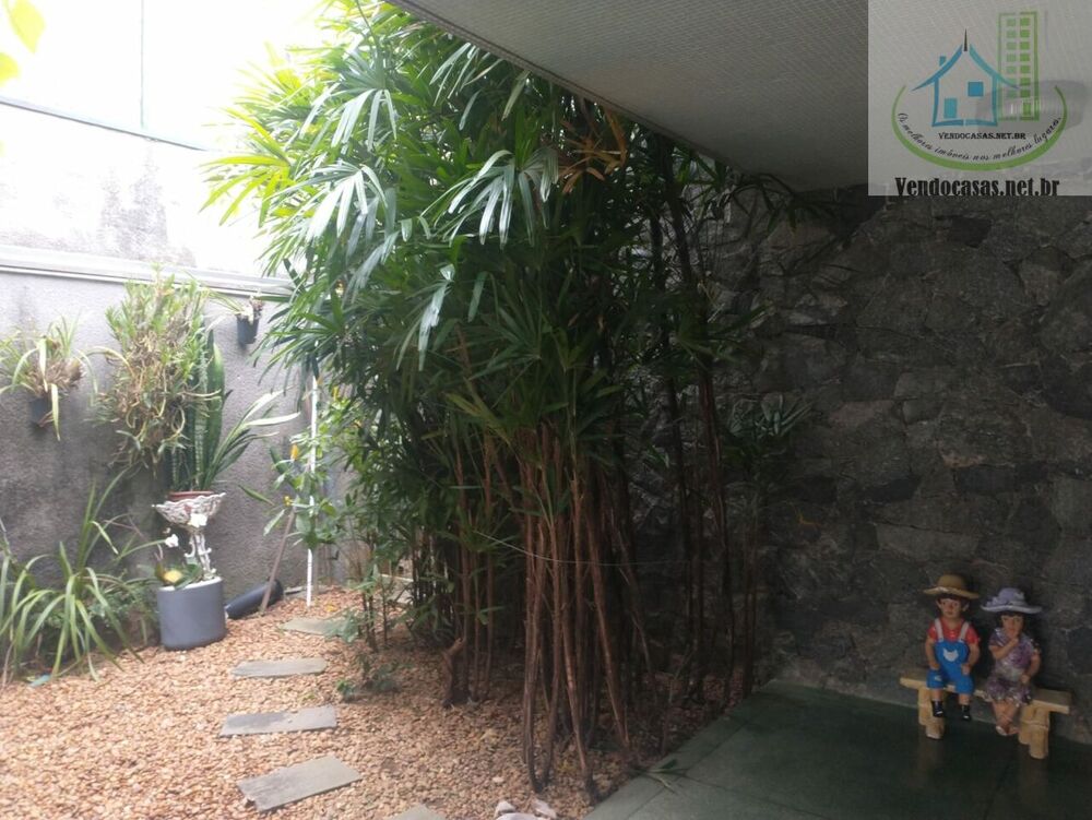 Casa, 4 quartos, 350 m² - Foto 1