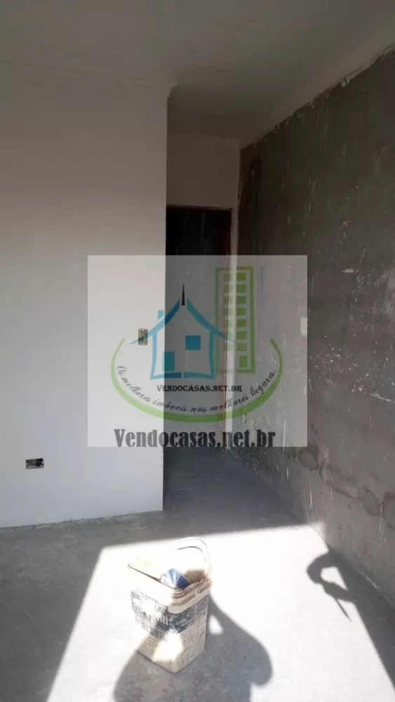 Casa à venda com 3 quartos, 110m² - Foto 3