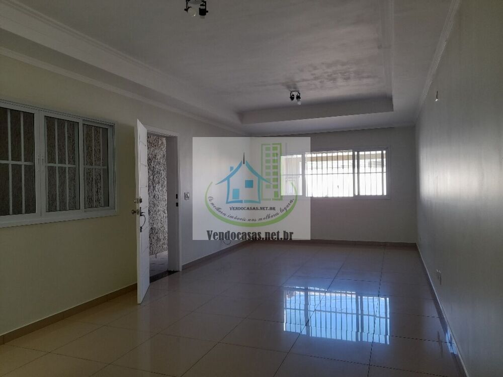 Casa, 3 quartos, 129 m² - Foto 1