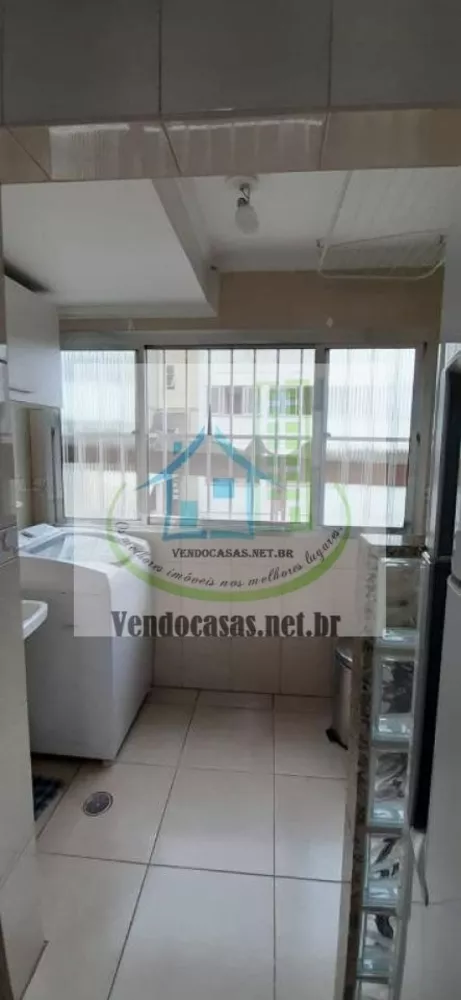 Apartamento à venda com 2 quartos, 60m² - Foto 2