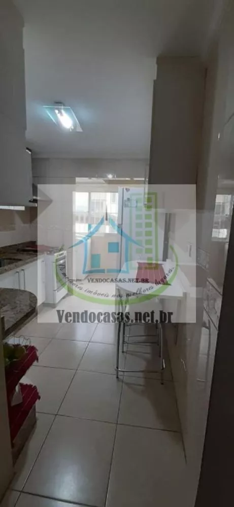 Apartamento à venda com 2 quartos, 60m² - Foto 4