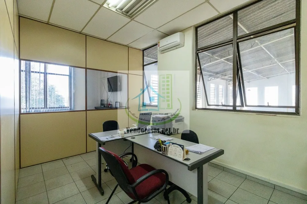 Depósito-Galpão, 900 m² - Foto 1