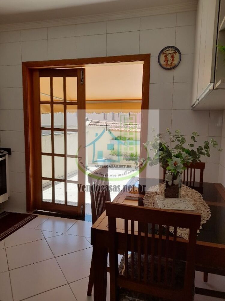 Casa, 3 quartos, 250 m² - Foto 25