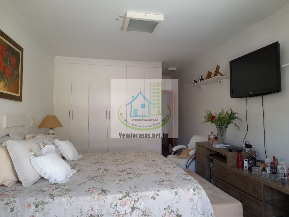 Casa, 3 quartos, 250 m² - Foto 4