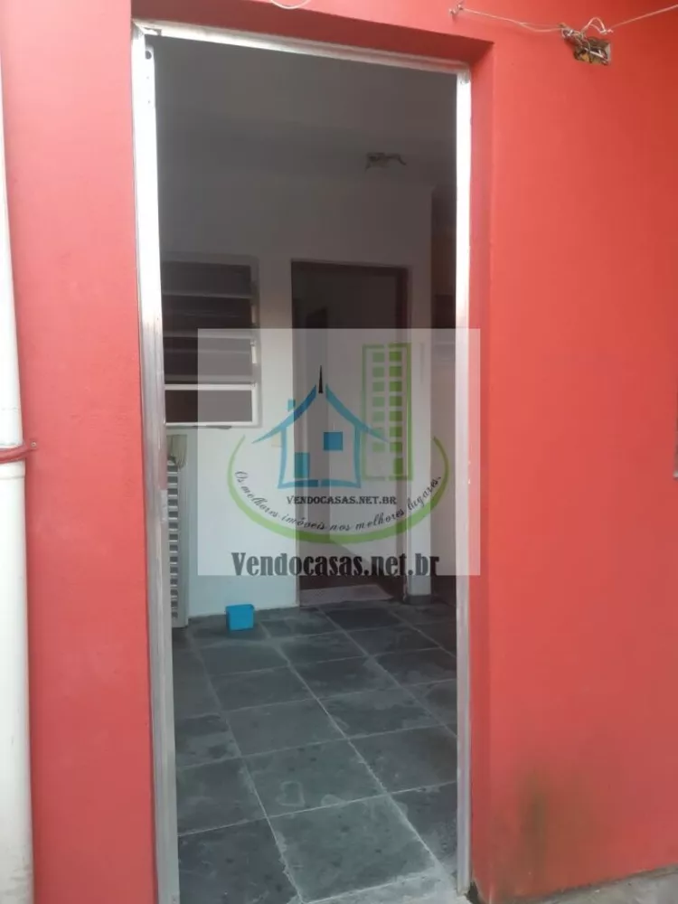 Casa à venda com 2 quartos, 148m² - Foto 4