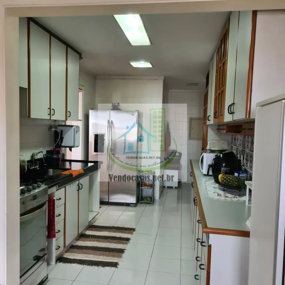 Apartamento à venda com 3 quartos, 186m² - Foto 4