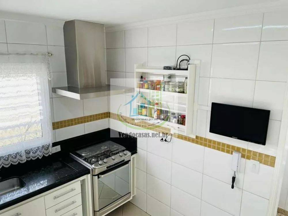 Casa à venda com 3 quartos, 121m² - Foto 8