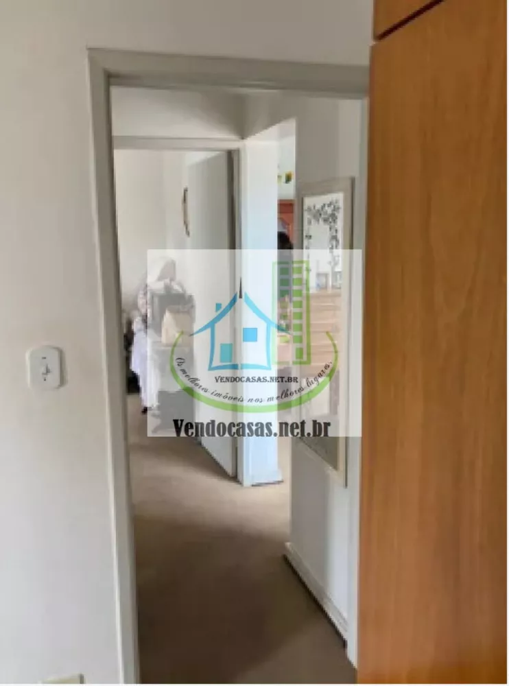 Apartamento à venda com 2 quartos, 68m² - Foto 4