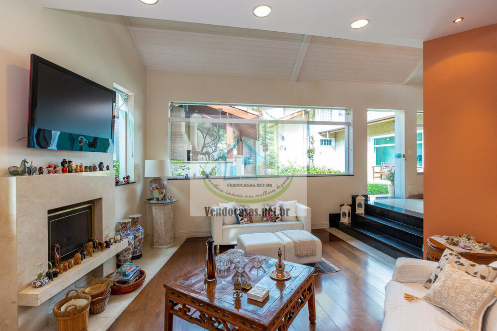 Casa, 3 quartos, 303 m² - Foto 4