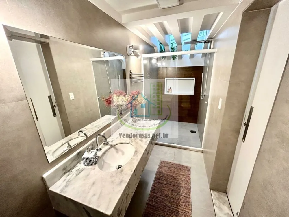 Casa, 3 quartos, 214 m² - Foto 2