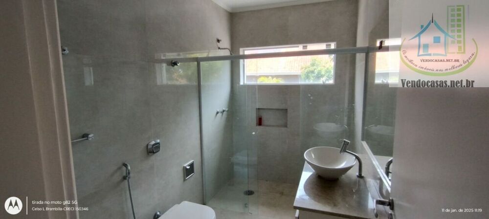 Casa para alugar com 4 quartos, 276m² - Foto 4