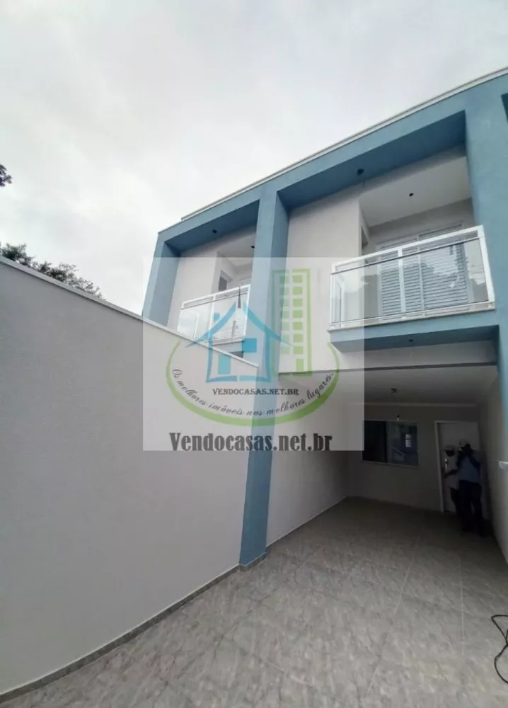 Casa à venda com 3 quartos, 110m² - Foto 1