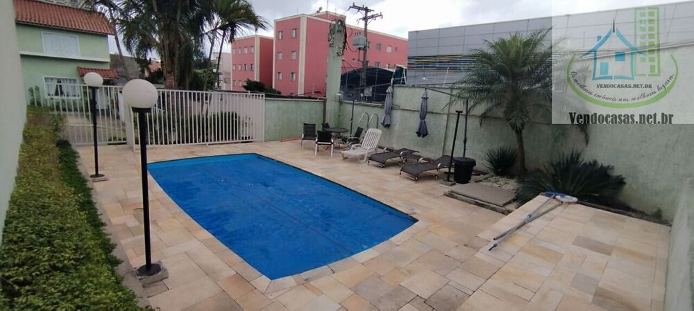 Casa à venda com 3 quartos, 115m² - Foto 2