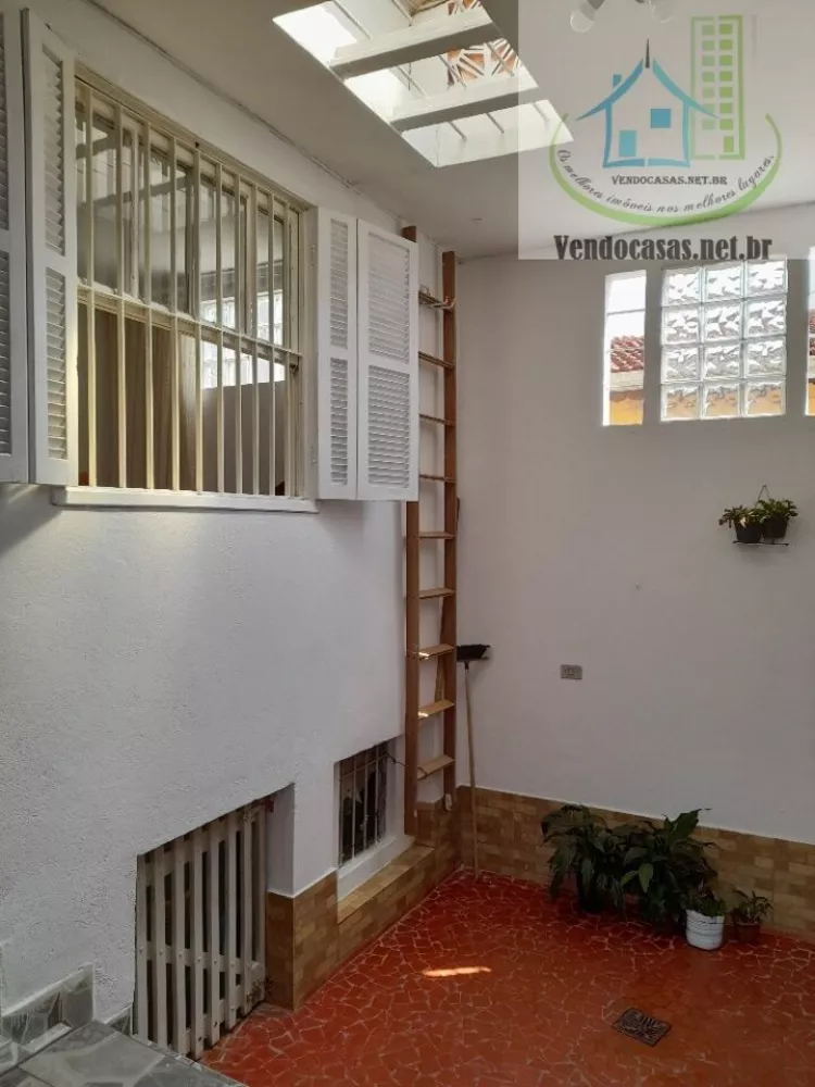 Casa à venda com 2 quartos, 80m² - Foto 6