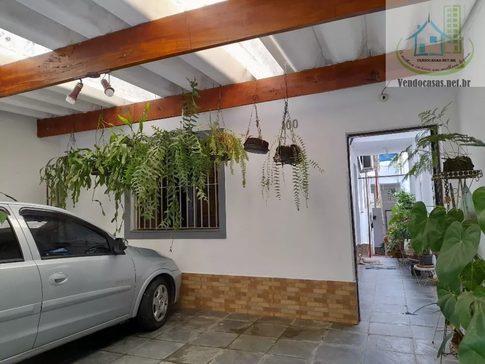 Casa à venda com 2 quartos, 80m² - Foto 1