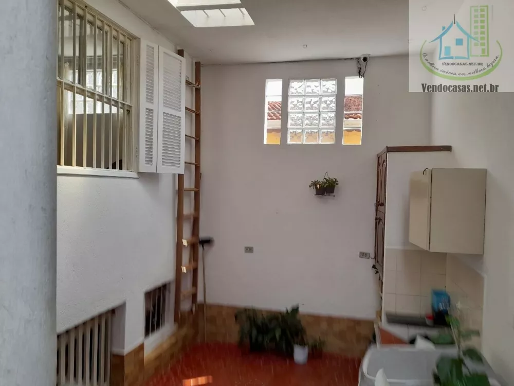 Casa à venda com 2 quartos, 80m² - Foto 7