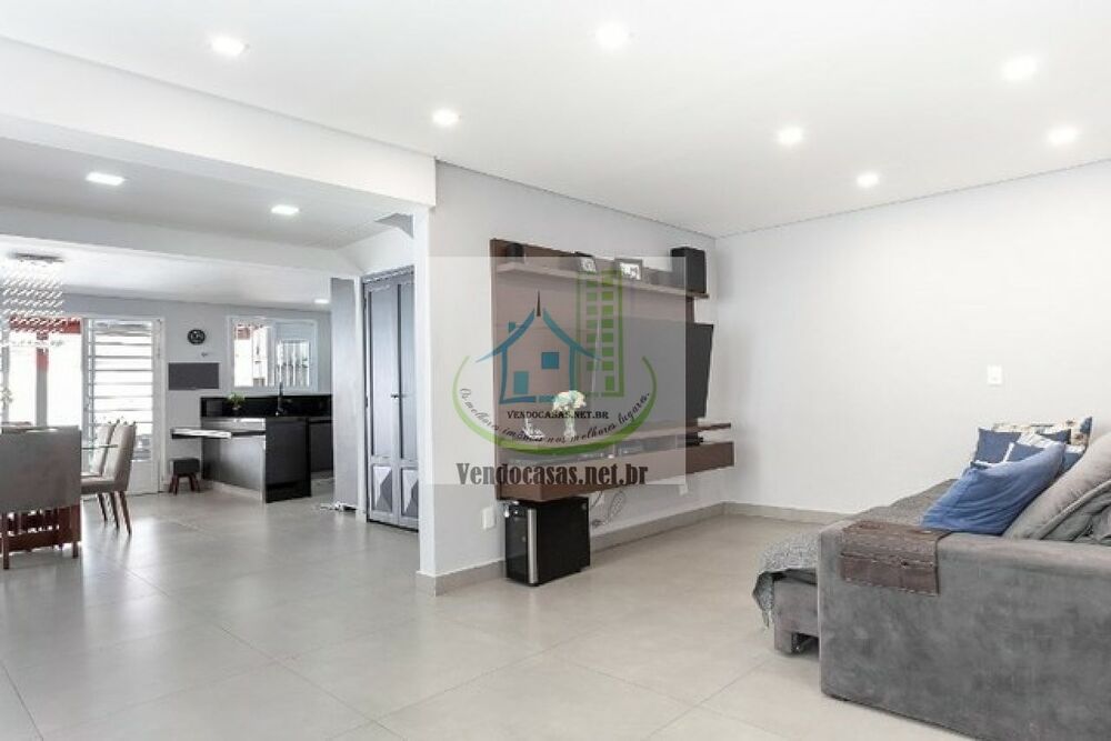 Casa, 3 quartos, 218 m² - Foto 3