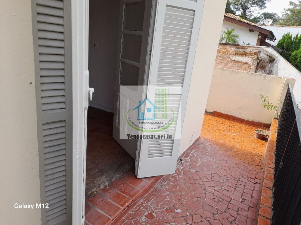 Casa à venda com 2 quartos, 129m² - Foto 1