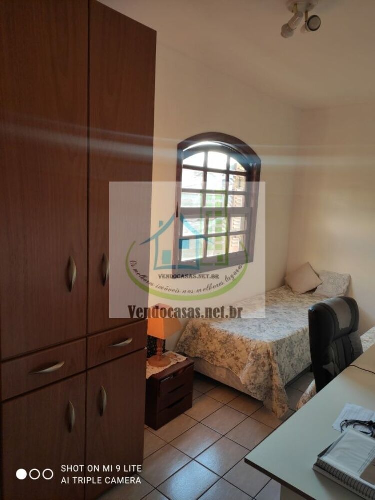 Casa, 6 quartos, 180 m² - Foto 4