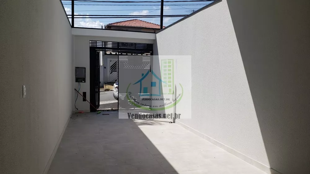 Casa à venda com 3 quartos, 140m² - Foto 4