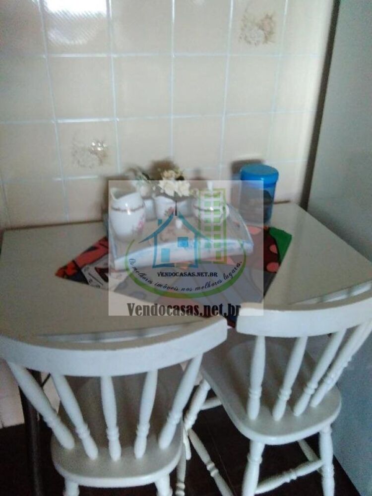 Apartamento à venda com 2 quartos, 79m² - Foto 4