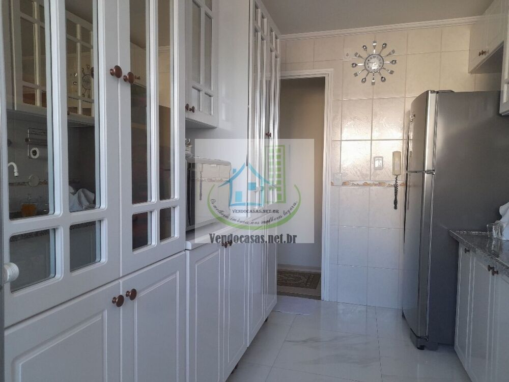 Apartamento à venda com 2 quartos, 60m² - Foto 3