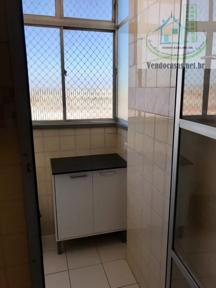 Apartamento à venda com 2 quartos, 60m² - Foto 8