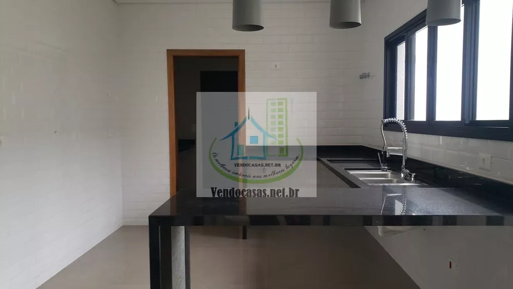 Casa de Condomínio à venda com 3 quartos, 250m² - Foto 6