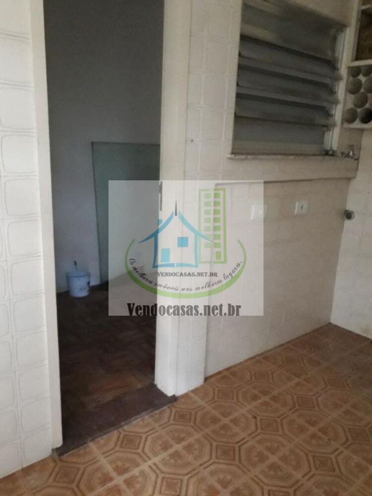 Casa à venda com 3 quartos, 118m² - Foto 4