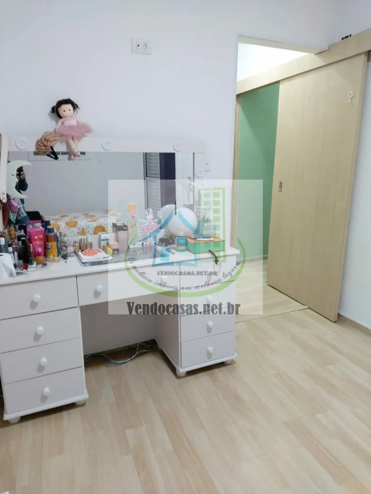 Casa, 5 quartos, 240 m² - Foto 1