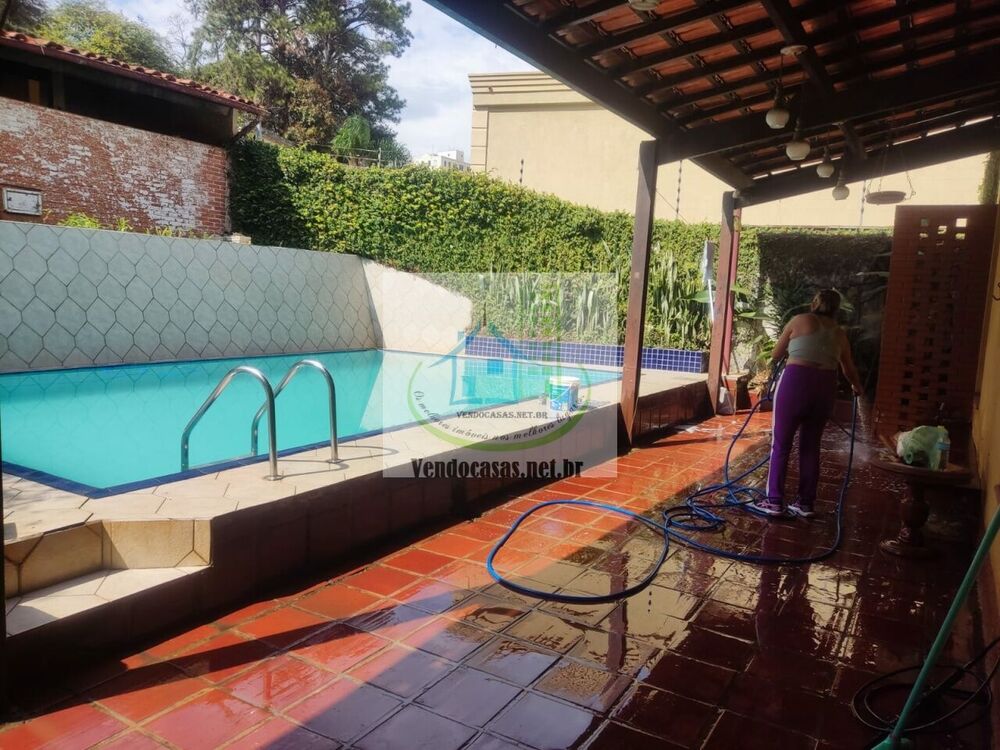 Casa, 4 quartos, 344 m² - Foto 1