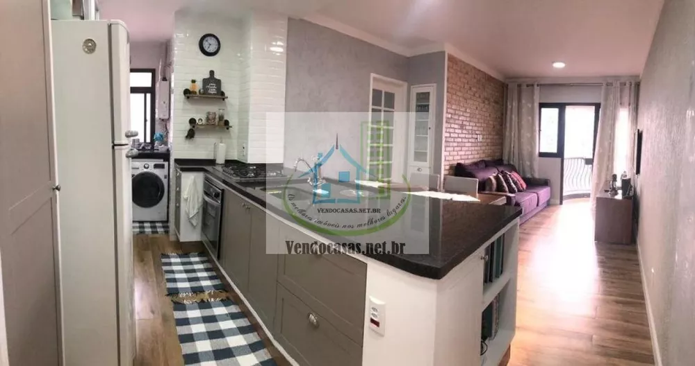 Apartamento à venda com 3 quartos, 70m² - Foto 1