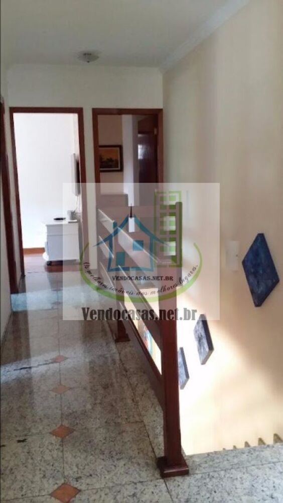 Casa, 4 quartos, 240 m² - Foto 4