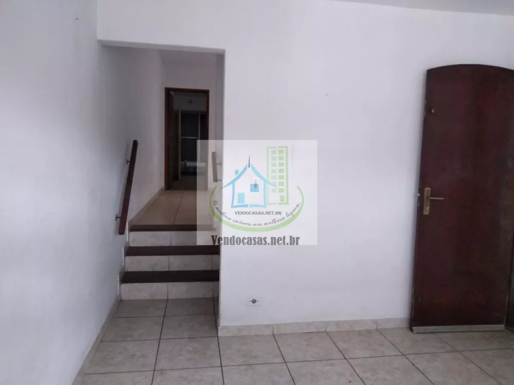 Casa à venda com 3 quartos, 150m² - Foto 4