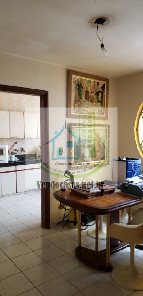 Casa, 4 quartos, 240 m² - Foto 2