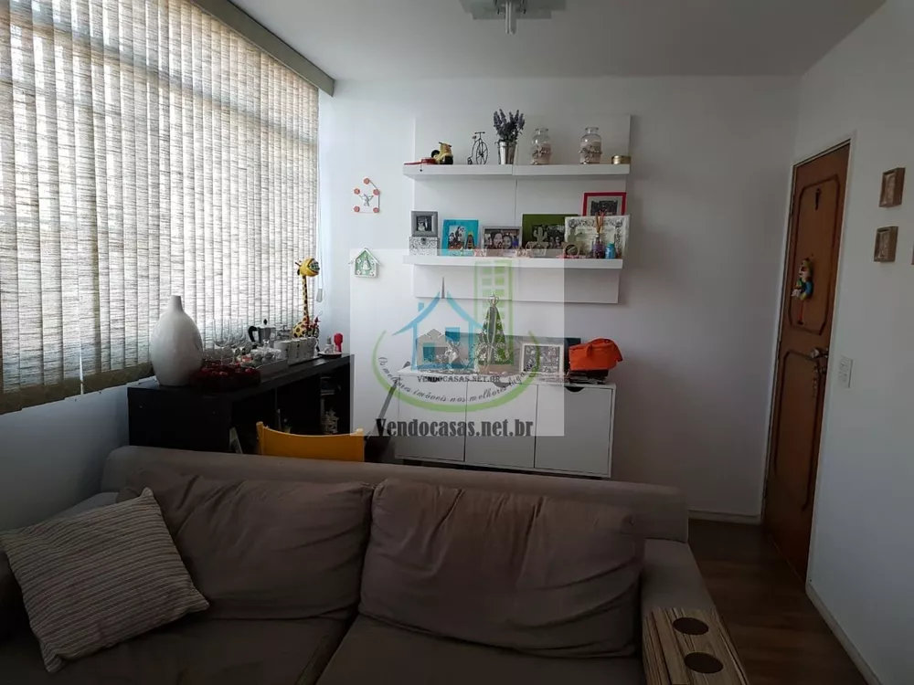 Apartamento à venda com 3 quartos, 96m² - Foto 2