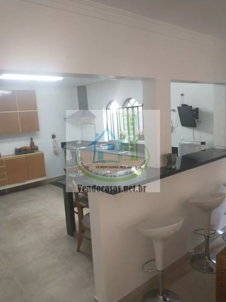 Casa à venda com 3 quartos, 260m² - Foto 16