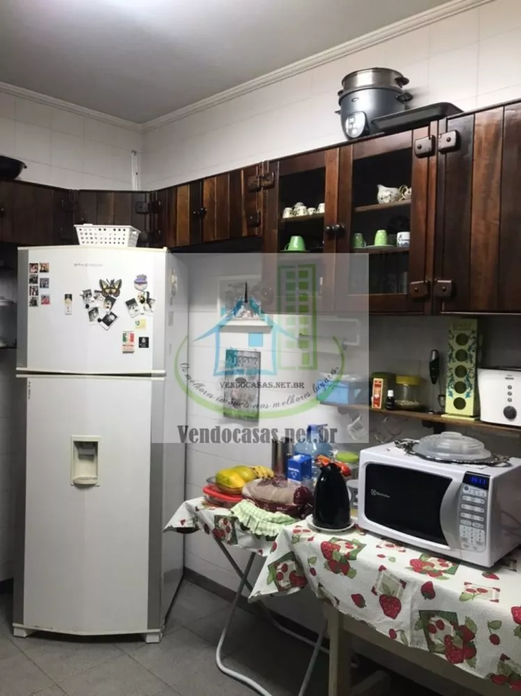 Casa à venda com 3 quartos, 132m² - Foto 14