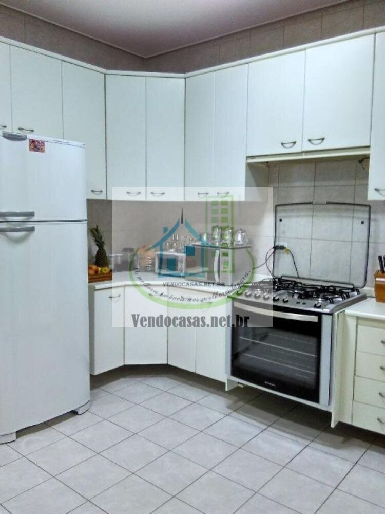 Casa, 4 quartos, 380 m² - Foto 1