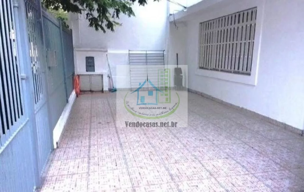 Casa à venda com 2 quartos, 180m² - Foto 8