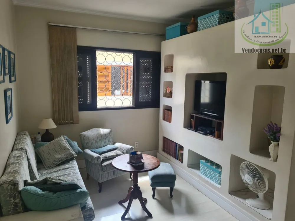 Casa, 4 quartos, 251 m² - Foto 2