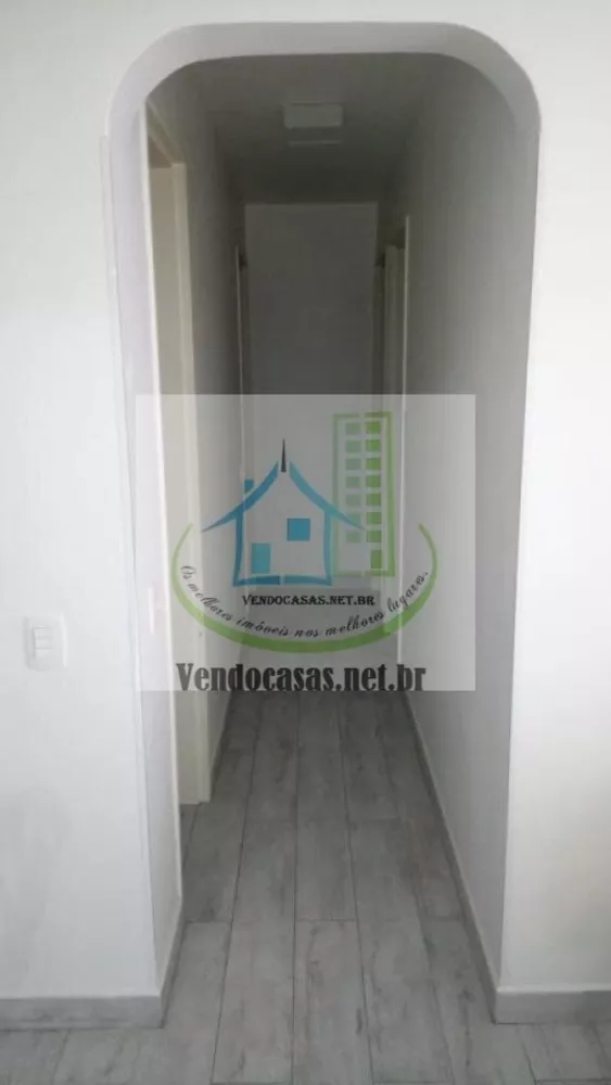 Apartamento à venda com 3 quartos, 80m² - Foto 3