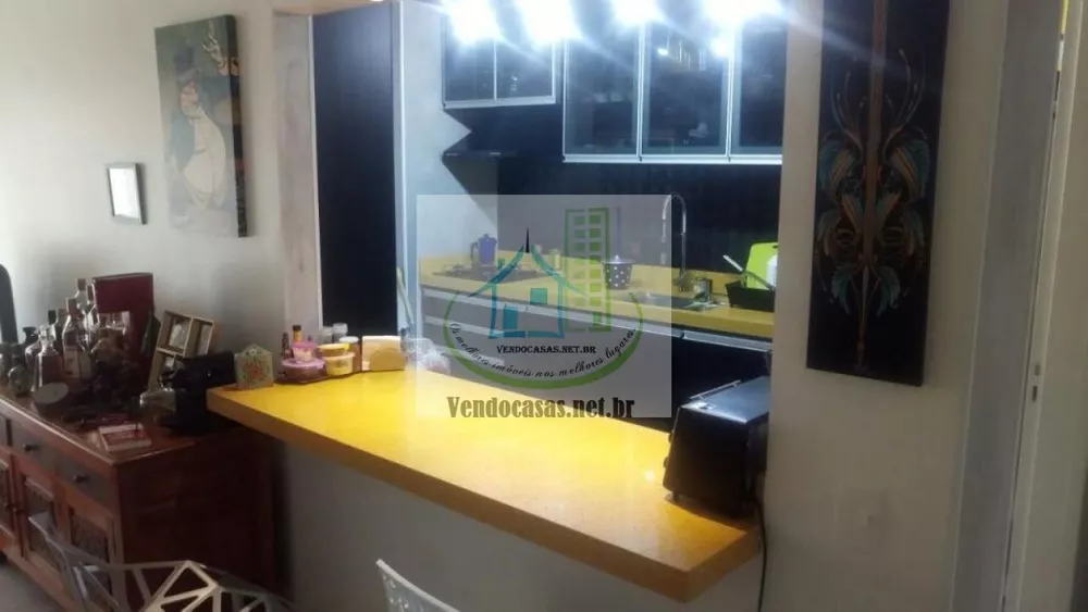 Apartamento à venda com 3 quartos, 80m² - Foto 2