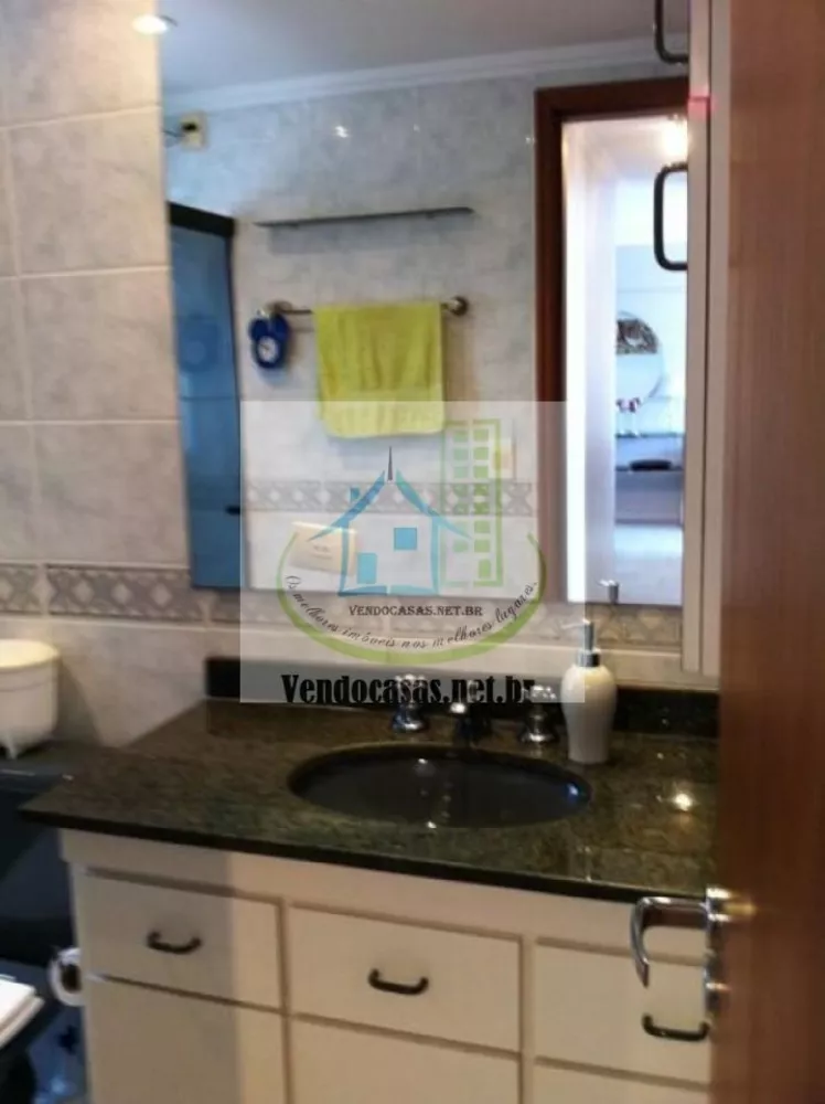 Apartamento à venda com 2 quartos, 70m² - Foto 12