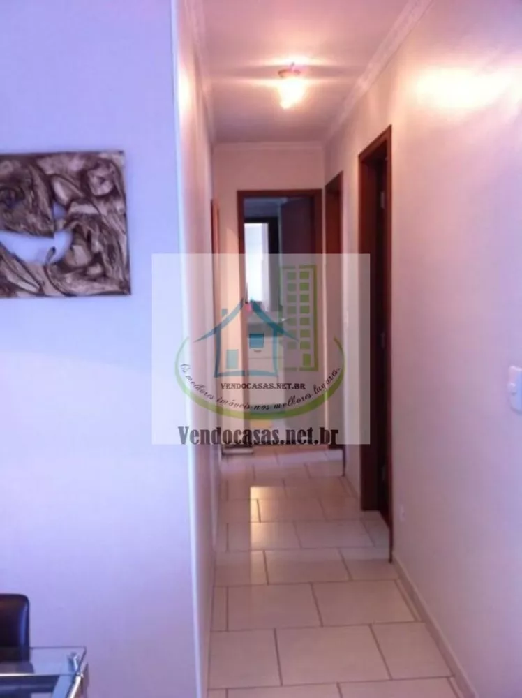 Apartamento à venda com 2 quartos, 70m² - Foto 5